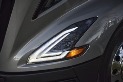 Volvo VNR headlight/exterior